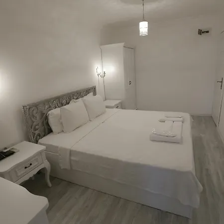 Yamac Evi Butik (adults Only) Otel 2*